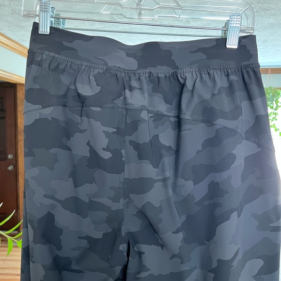 Lululemon Adapted State High-Rise
Jogger *Full Length 6 - Picture 10 of 13